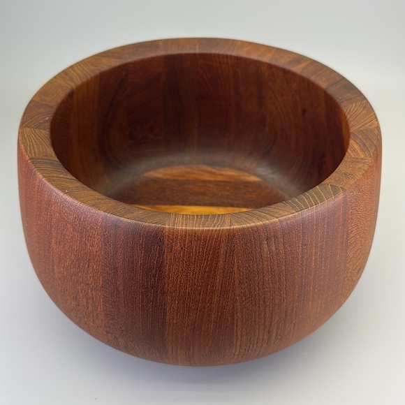 Vintage Danish Large Teak Bowl - Picture 5 of 9